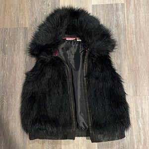 [DKNY] faux fur vest